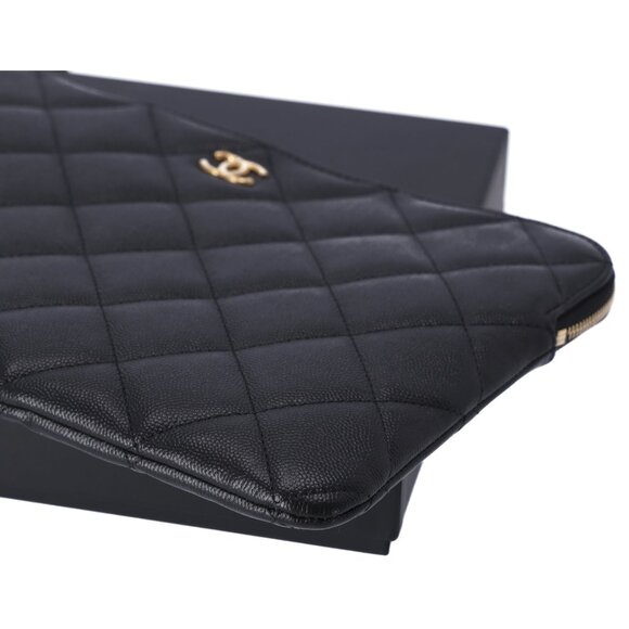 CHANEL Matelasse Clutch Bag Quilted Zip Pouch Black Caviar Leather Full Set - Picture 3 of 9